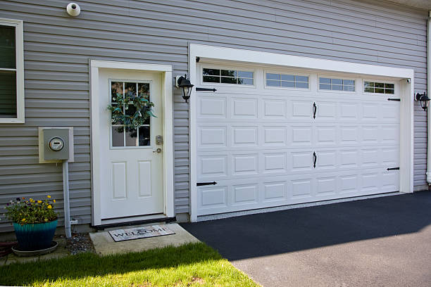 24/7 Emergency Garage Door Panel Replacement experts in Marietta, PA